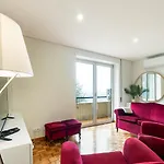 Guestready - Charming Retreat Lägenhet Braga
